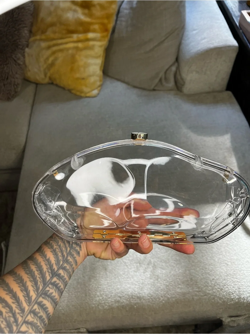 Clear Clamshell Clutch Bag with Gold Chain - Picture 5 of 13
